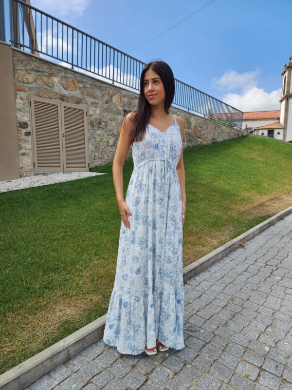 Vestido Village Store